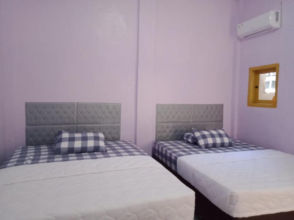 Thalia Homestay & Ijen Bromo Tour 外南梦 外观 照片