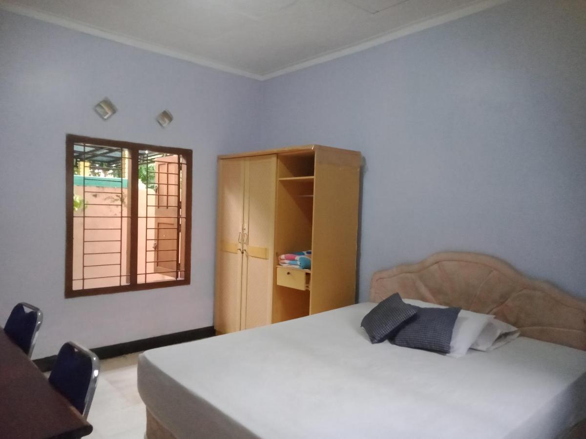 Thalia Homestay & Ijen Bromo Tour 外南梦 外观 照片