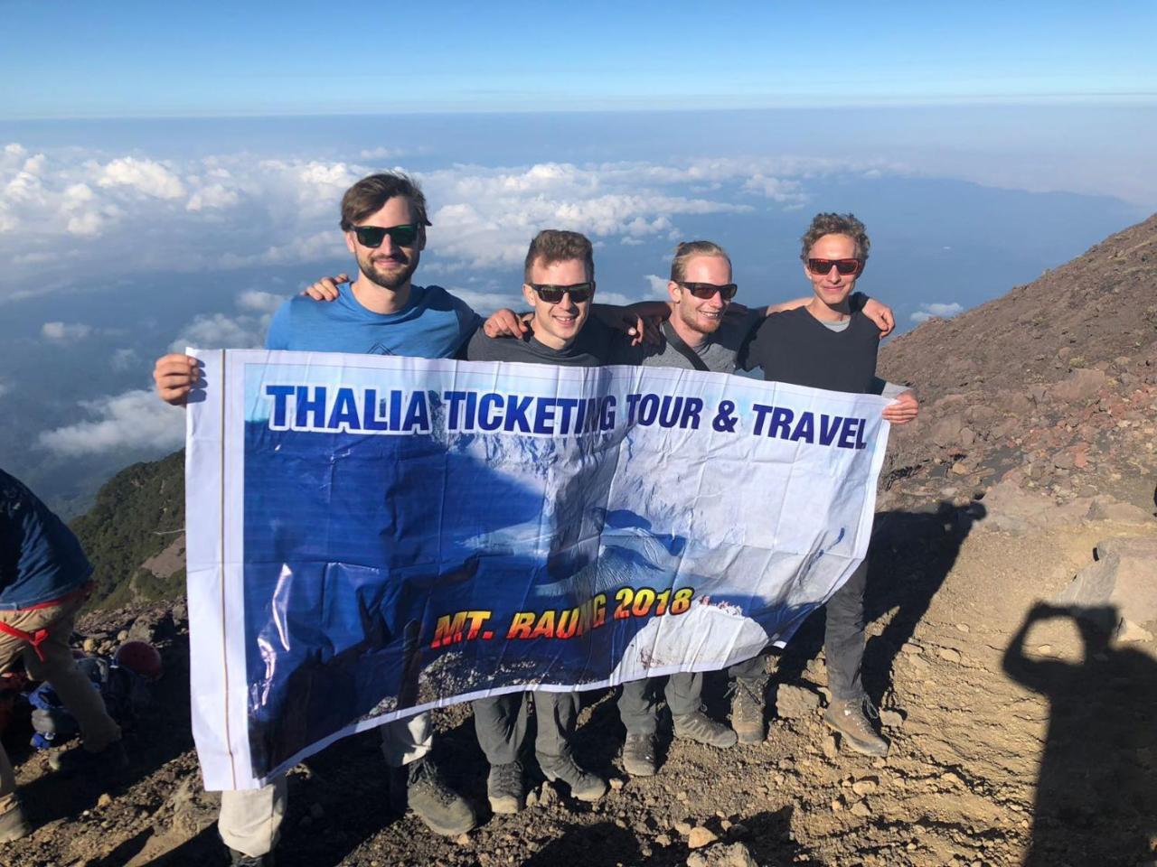 Thalia Homestay & Ijen Bromo Tour 外南梦 外观 照片