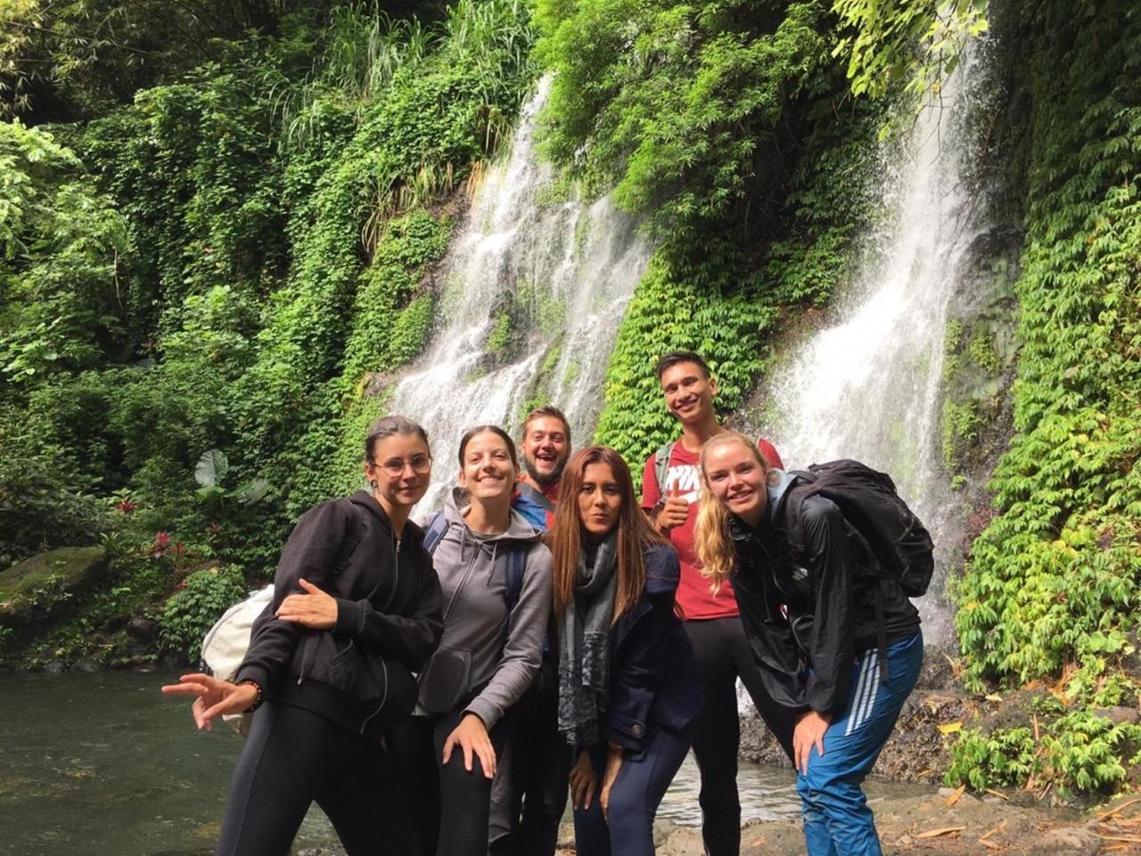 Thalia Homestay & Ijen Bromo Tour 外南梦 外观 照片